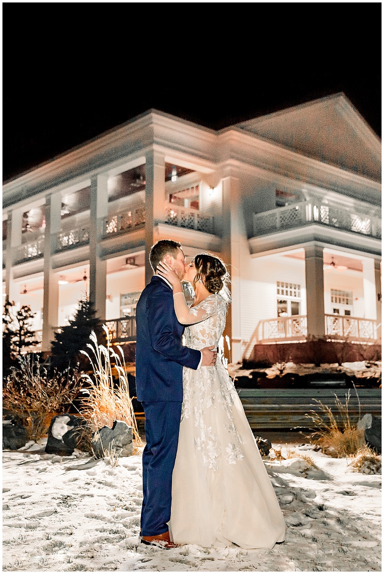 Northland Country Club Romantic Winter Wedding afbeelding