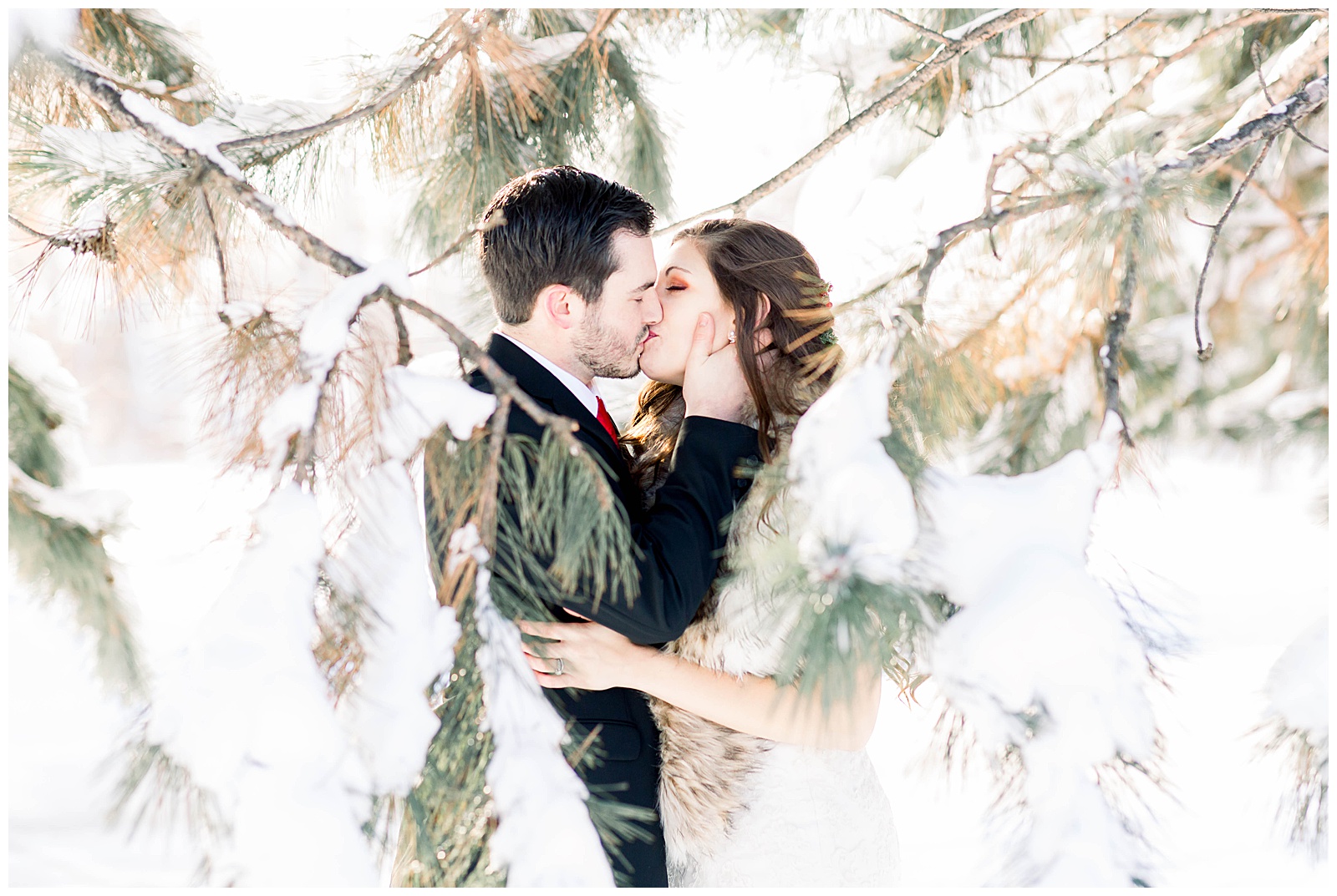 Whitefish Lodge and Suites Winter Wonderland Wedding foto afbeelding