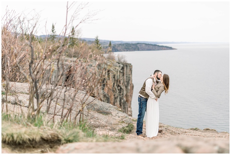 768px x 515px - A North Shore Intimate Wedding at Palisade Head - Stephanie Holsman  Photography