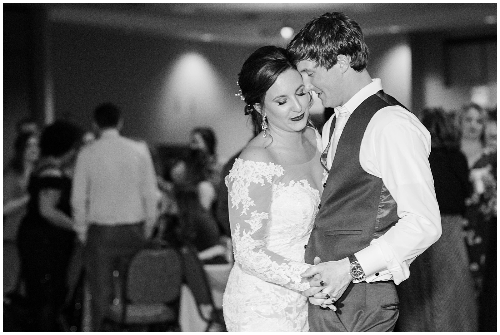 First Dance Husband Wife Timberlake Lodge Grand Rapids MN