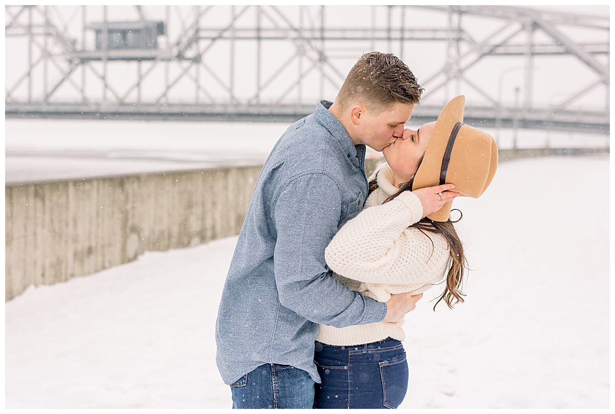 Lake Superior Duluth, MN Engagement Session - Stephanie Holsman Photography